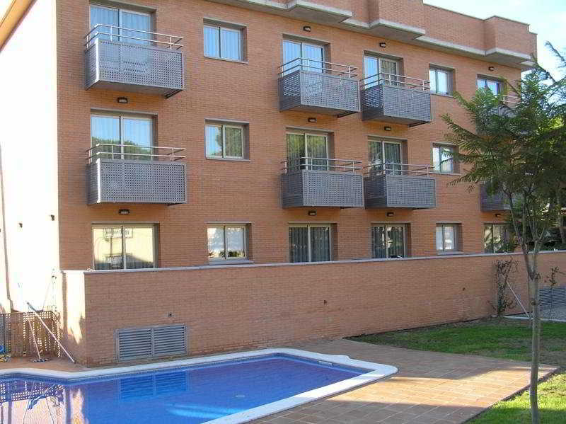 Aparthotel Bardon Castelldefels Exterior photo